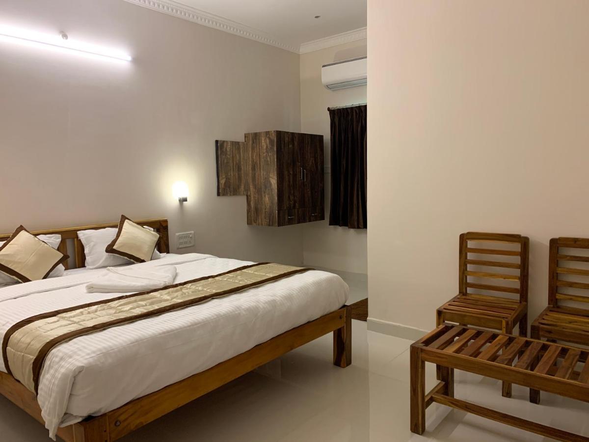 Hotel Rani And Rani Residency Pondicherry Eksteriør bilde