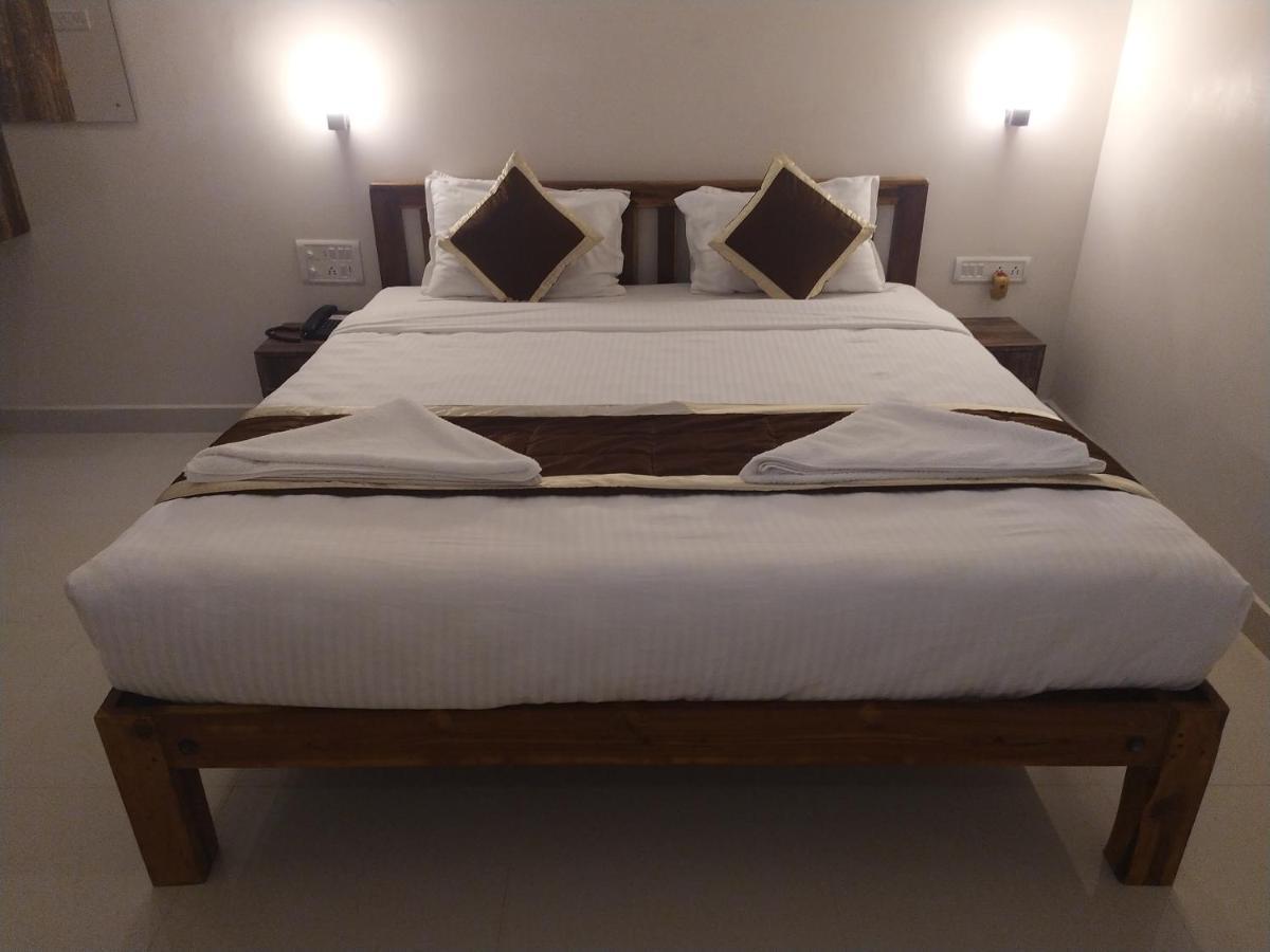 Hotel Rani And Rani Residency Pondicherry Eksteriør bilde