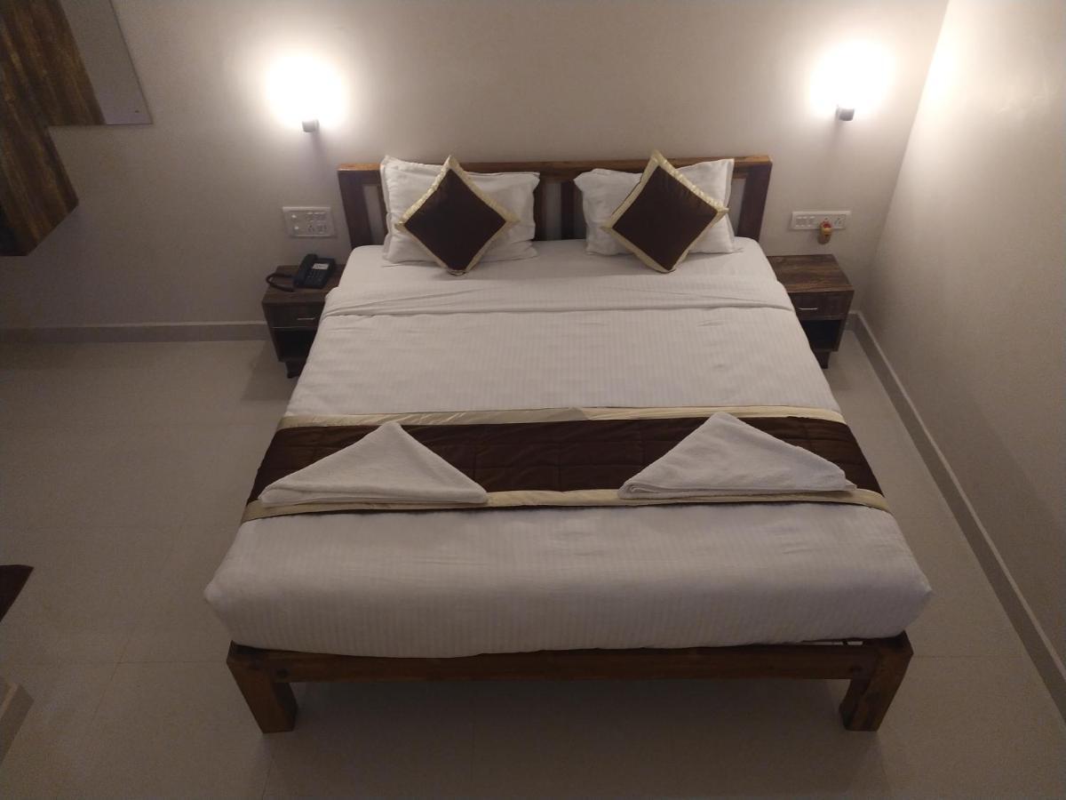 Hotel Rani And Rani Residency Pondicherry Eksteriør bilde